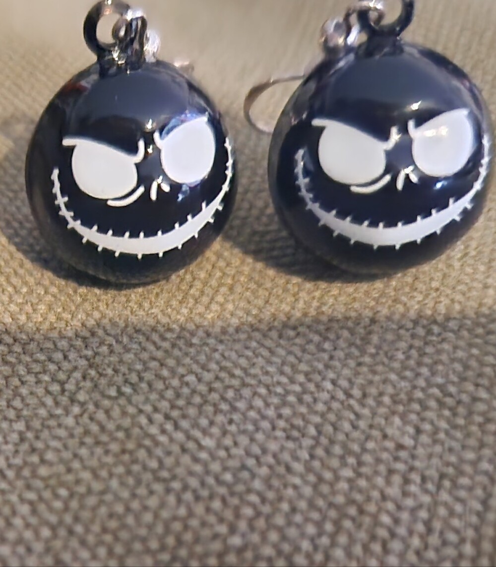Jack Jingle Dangke Earrings